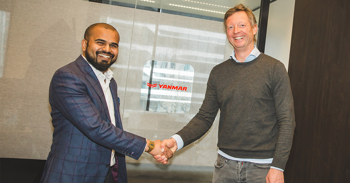 Yanmar Ventures and StartLife shaking hands on strategic partnership Yanmar Ventures and StartLife shaking hands on strategic partnership